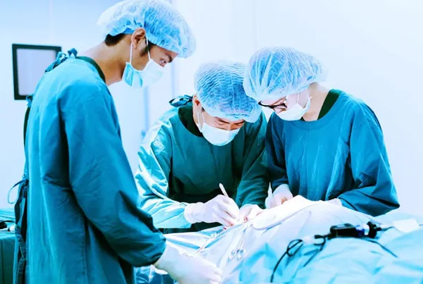 Operative Laparoscopy